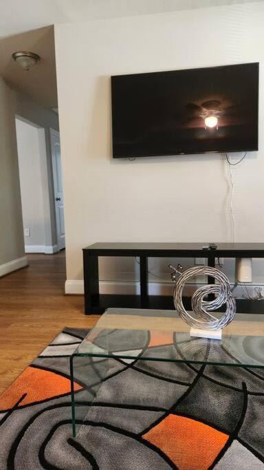 Private - 3 Bedroom House Raleigh