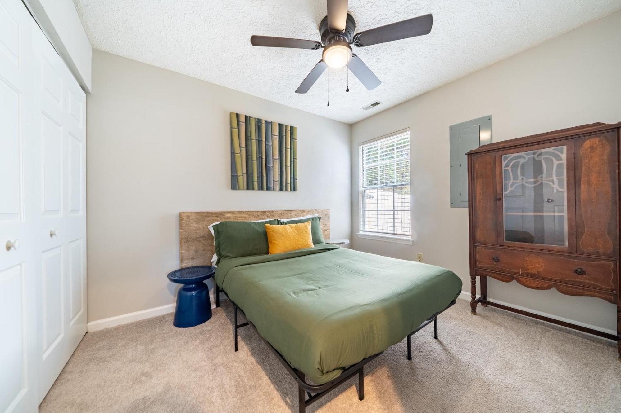 Birdwatchers 3br Escape Near Trails & Ncsu Casa de férias