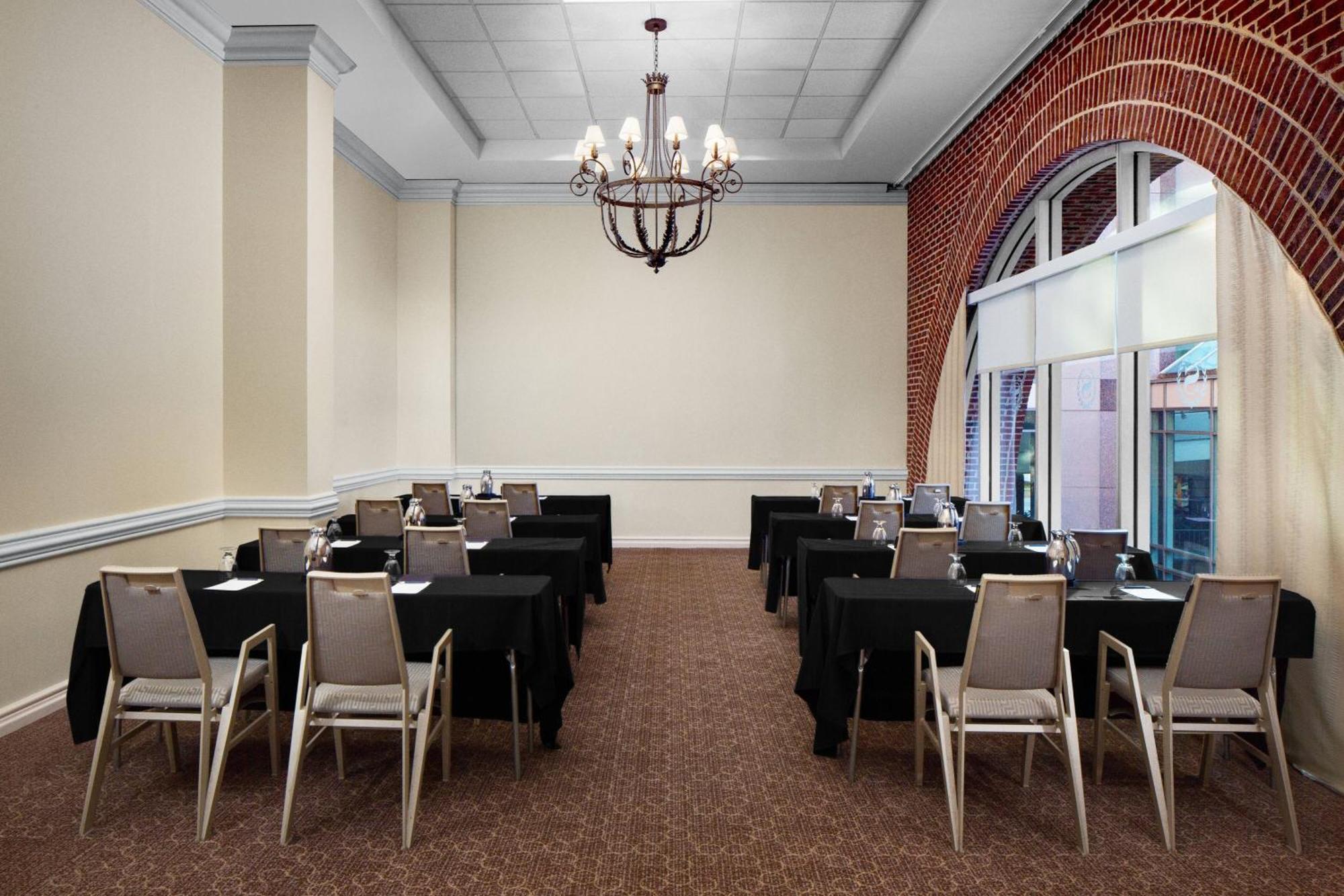 Sheraton 3* Raleigh