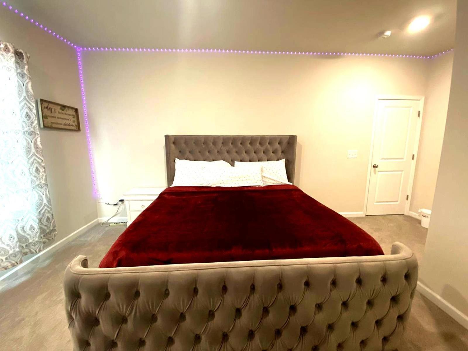 Beautiful 3 Bedroom House Apartment Raleigh
