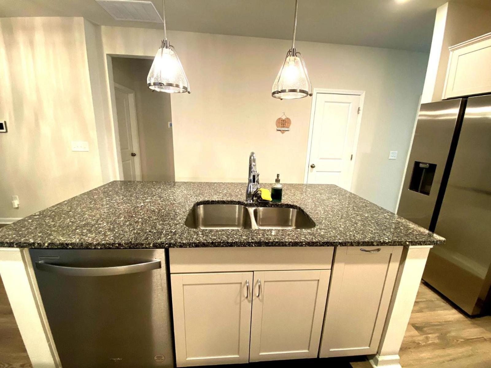 Beautiful 3 Bedroom House Apartment Raleigh