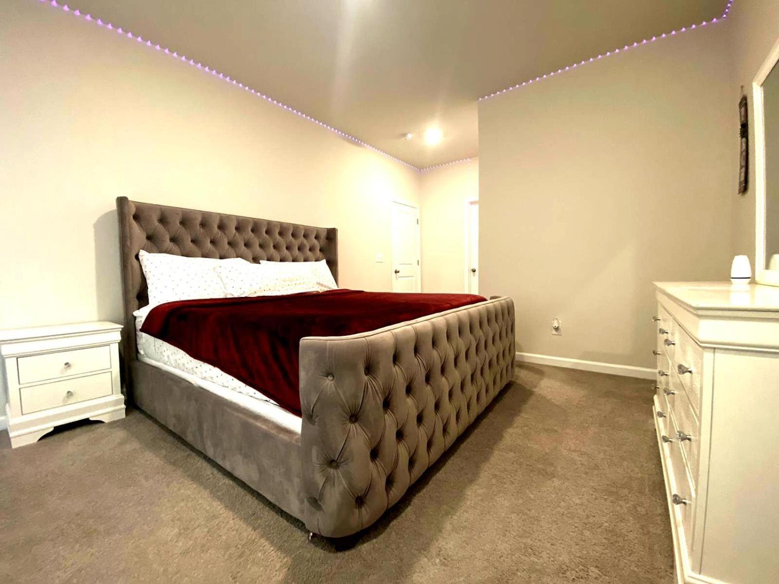 Beautiful 3 Bedroom House *