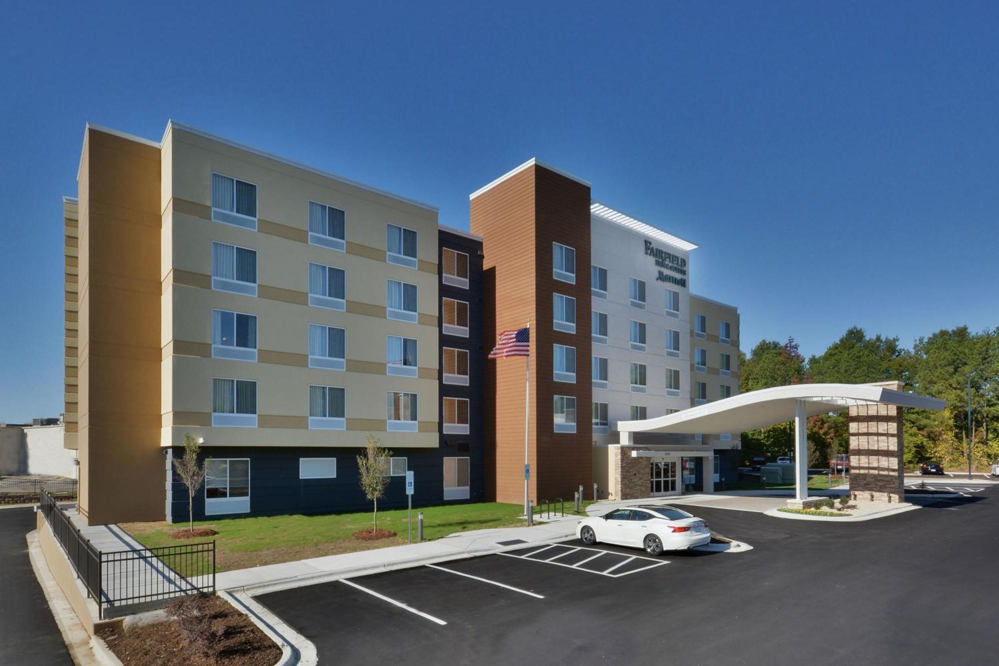 Fairfield & By Marriott Capital Blvd./i-540 Hotel Raleigh