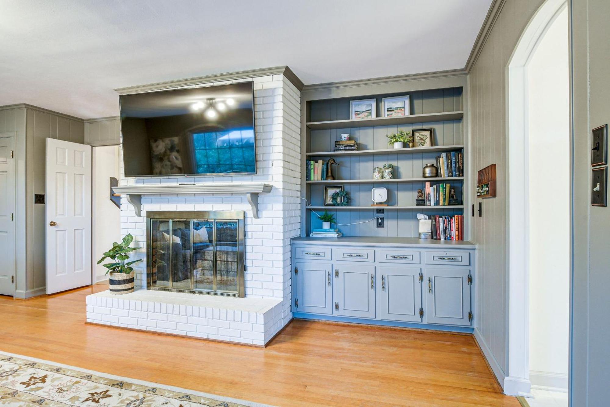 Lakefront With Deck 12 Mi To Downtown! Raleigh