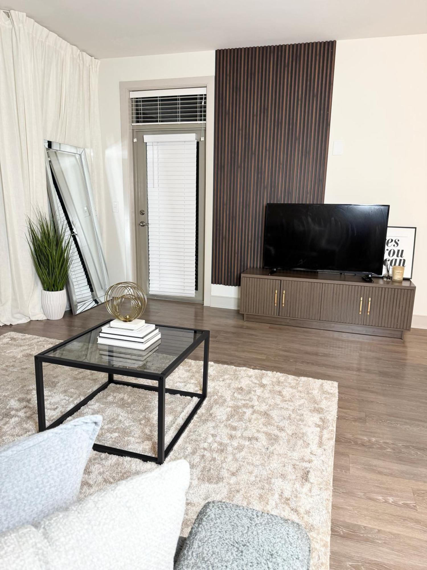 Luxury 2br Close To Downtown *