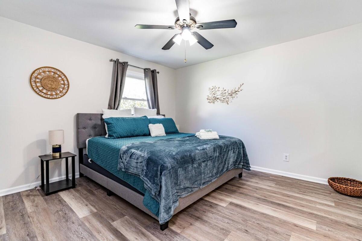 Holiday home Renovated N With Firepit Wifi & King Bed