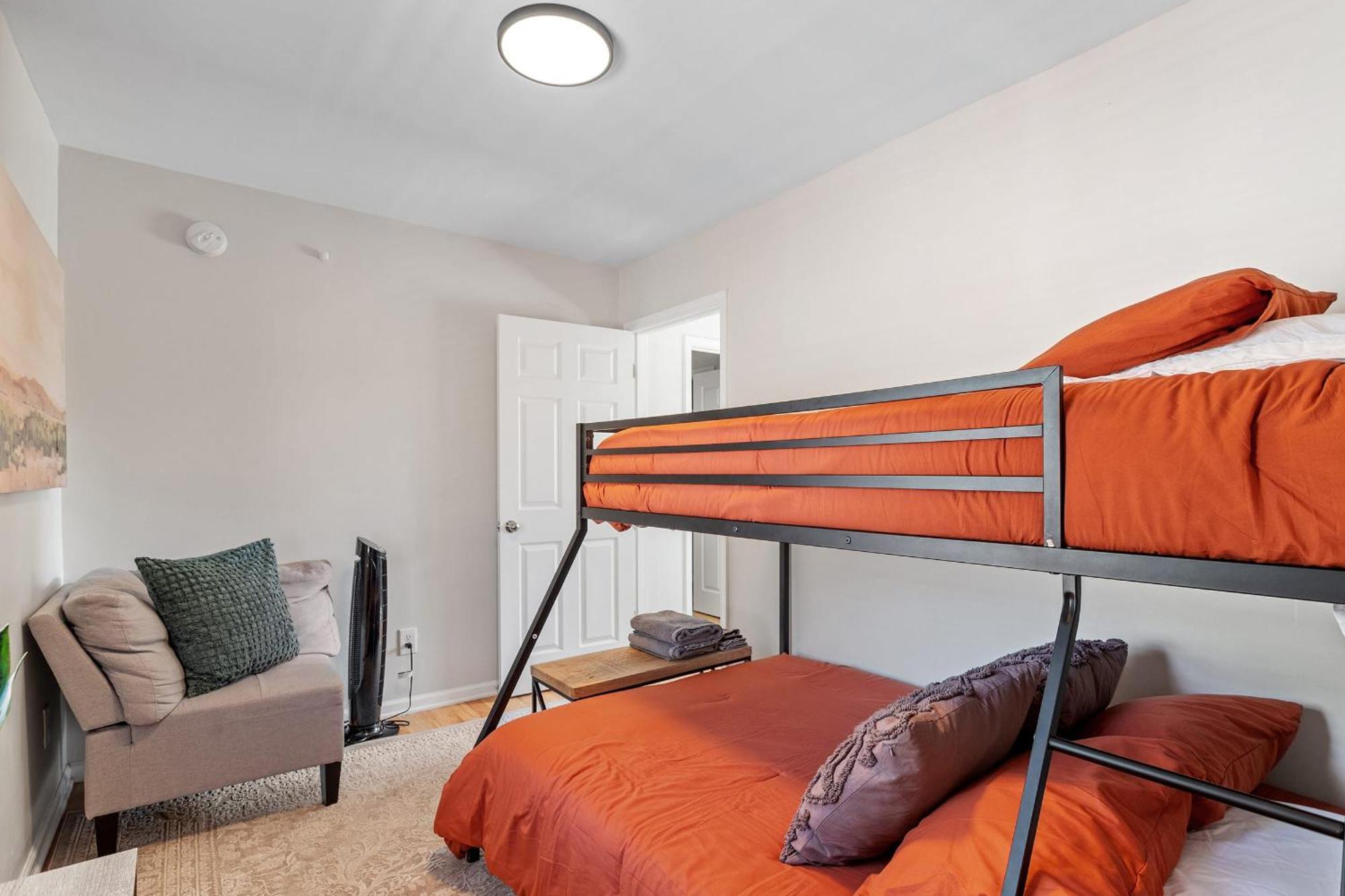 Gathering House In Historic Oakwood * Raleigh