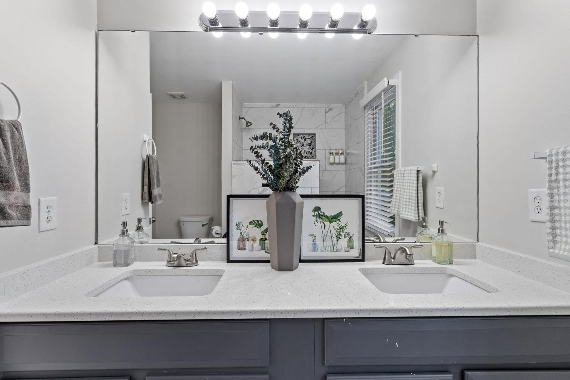 Gathering House In Historic Oakwood Holiday home Raleigh
