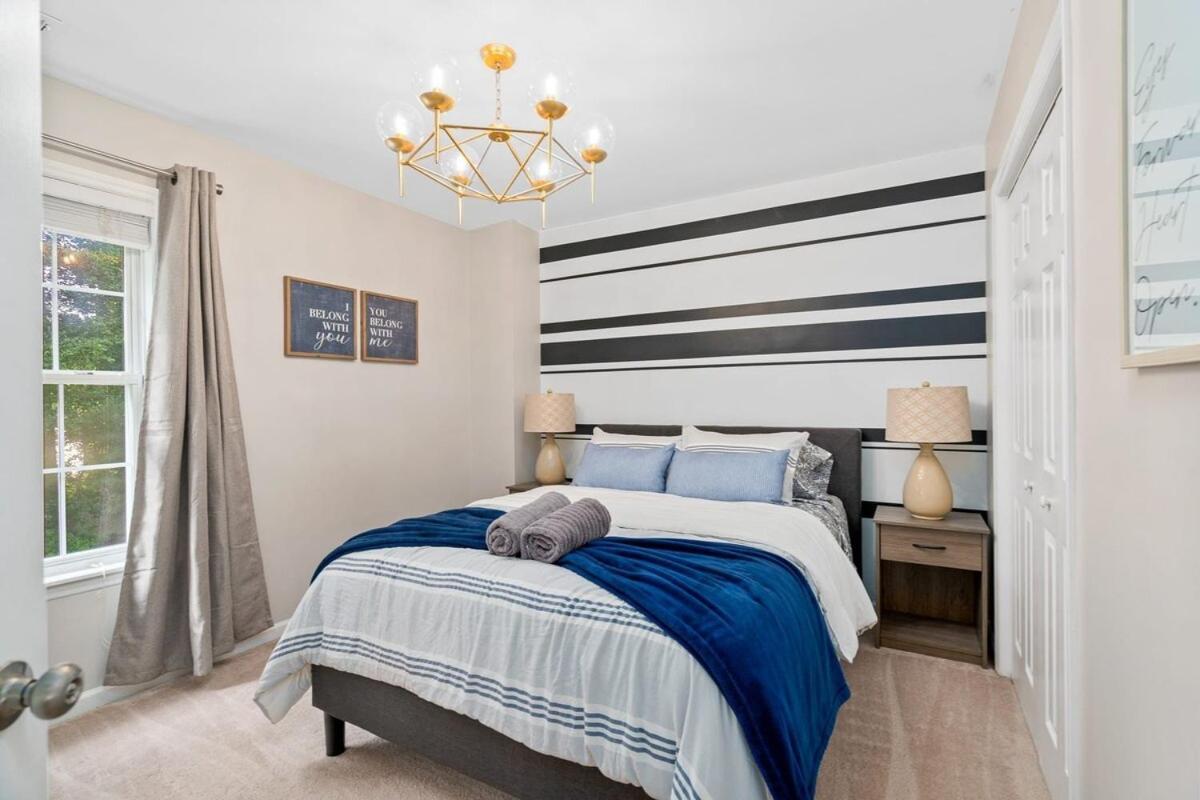 Holiday home Cozy 2br Retreat With Bbq, Wifi & Parking Raleigh
