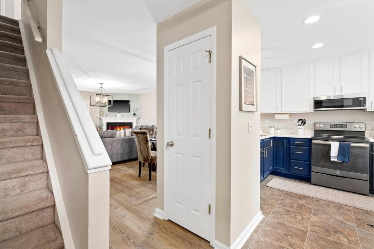 Cozy 2br Retreat With Bbq, Wifi & Parking *
