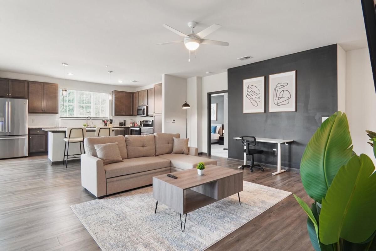 Apartment Luxurious King 3br In North Raleigh! *