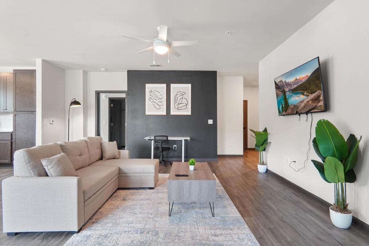 Luxurious King 3br In North Raleigh! *