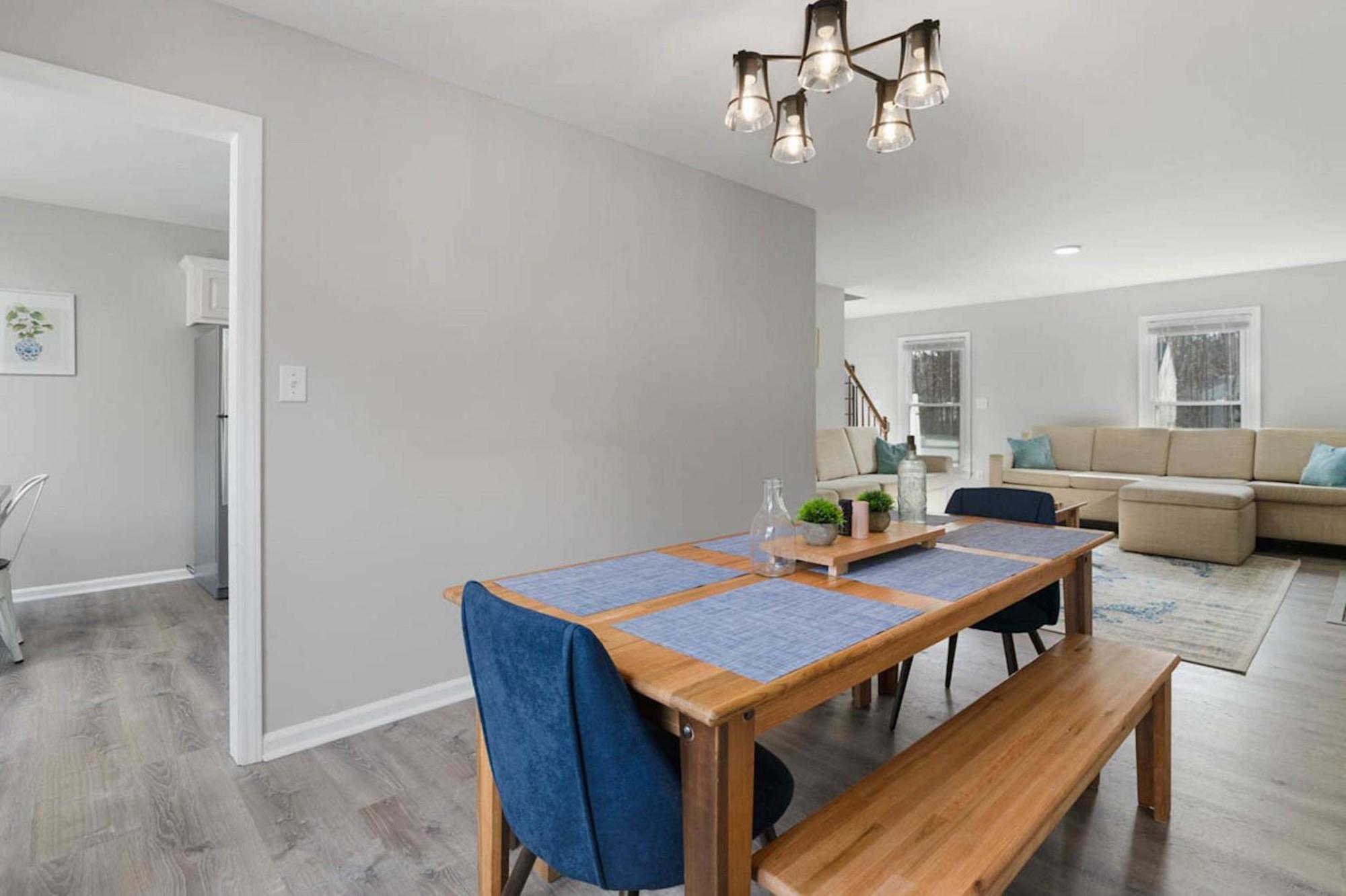 Holiday home Near Nc State Campus & Downtown - The Maple Marvel *