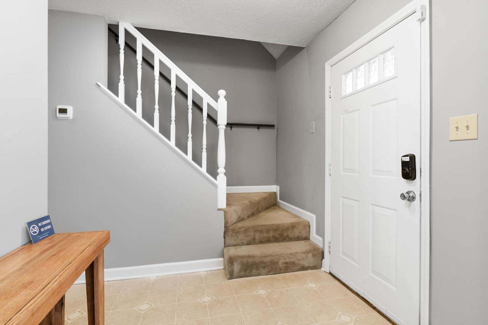 Near Parks Trails & Downtown Retreat Holiday home Raleigh