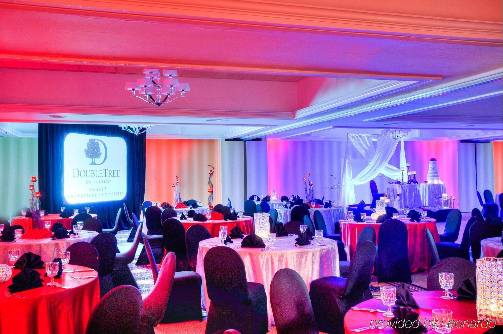 Hotel Doubletree By Hilton - Brownstone -