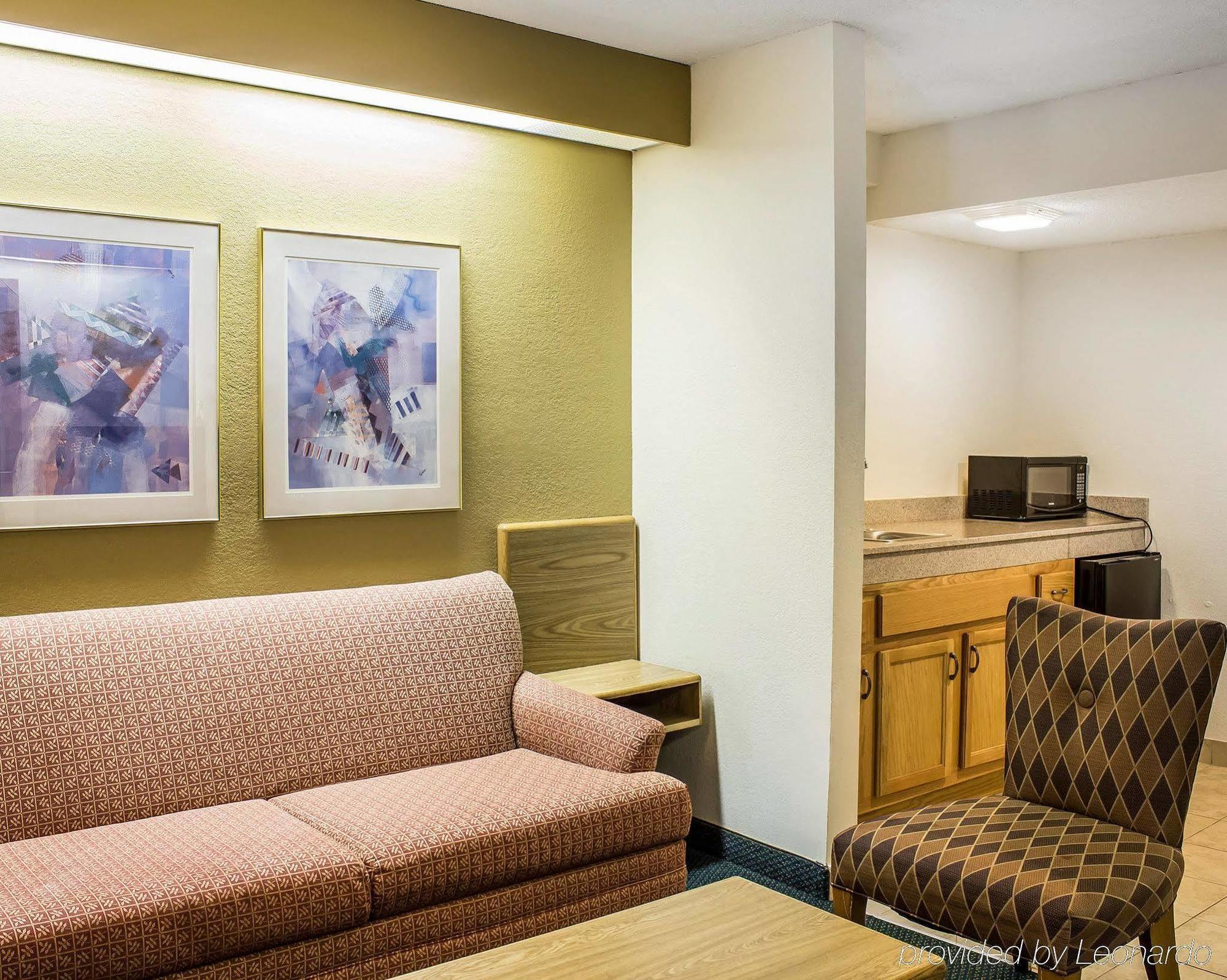 Quality & North Hotel Raleigh