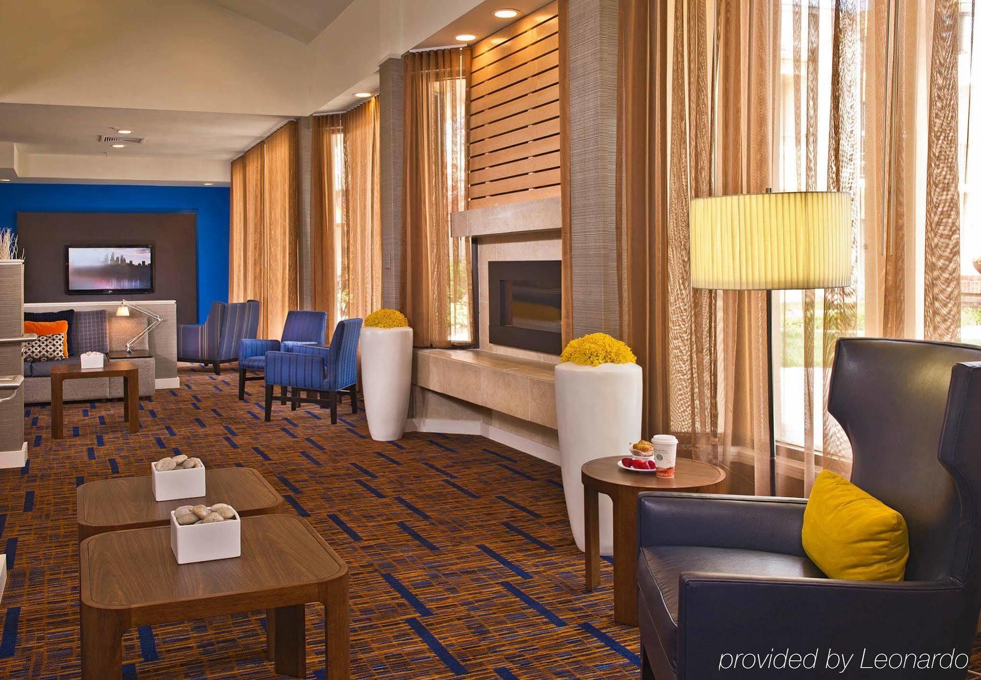 Hotel Courtyard By Marriott Midtown 3*