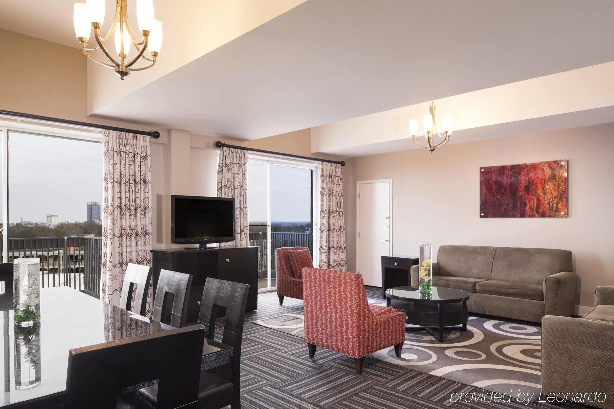 Doubletree By Hilton - Brownstone - 3*