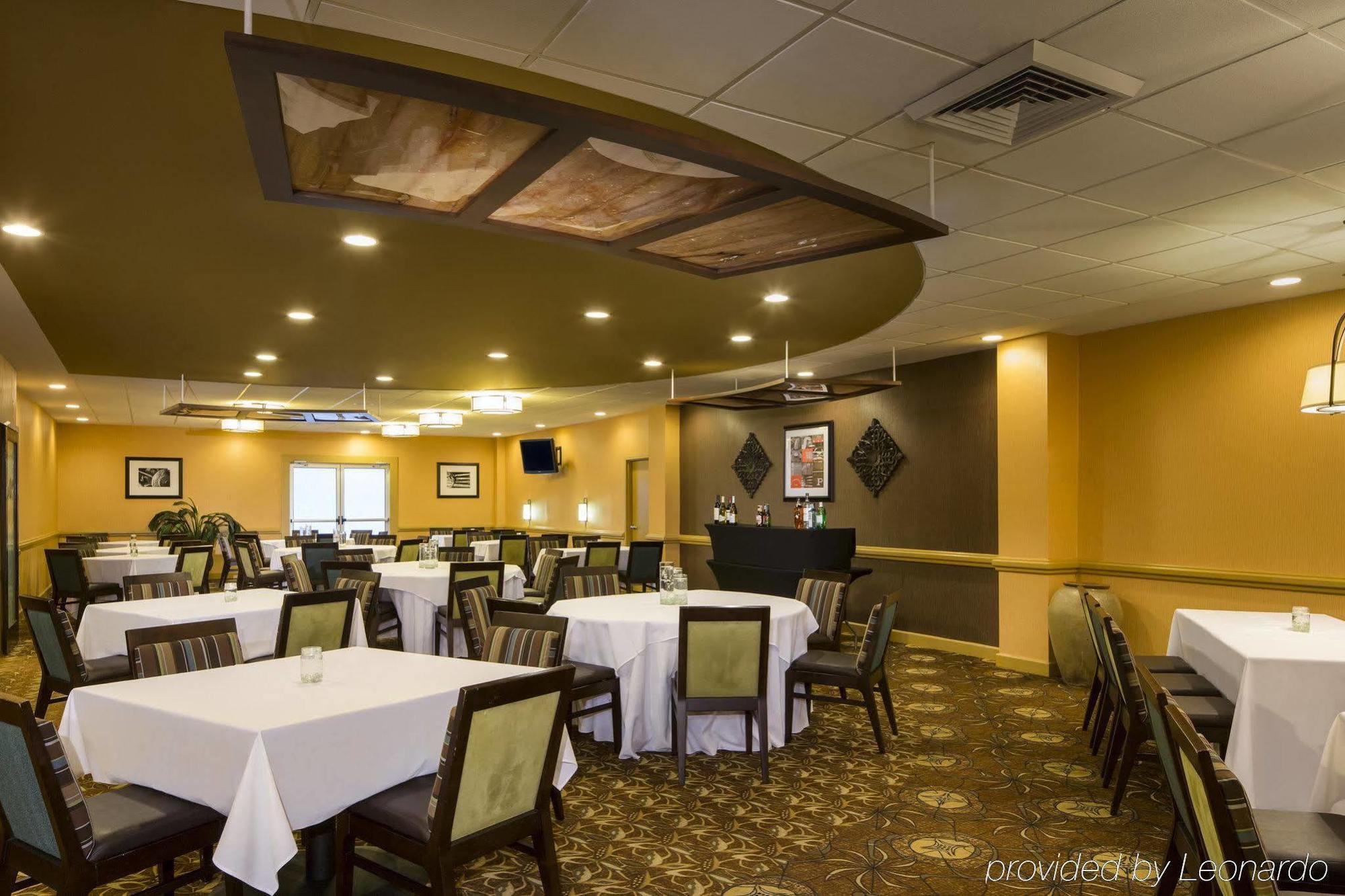 Doubletree By Hilton - Brownstone - Raleigh