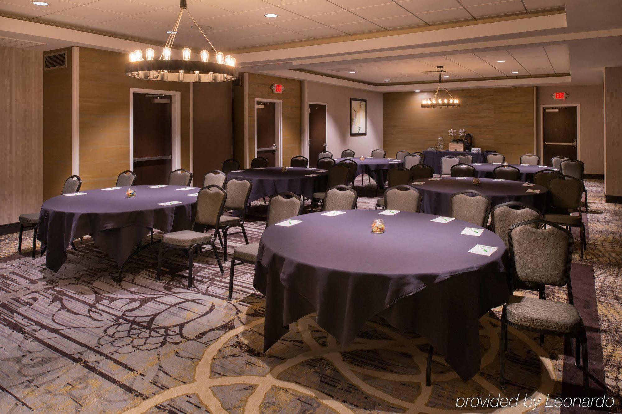 Doubletree By Hilton Crabtree Valley Hotel