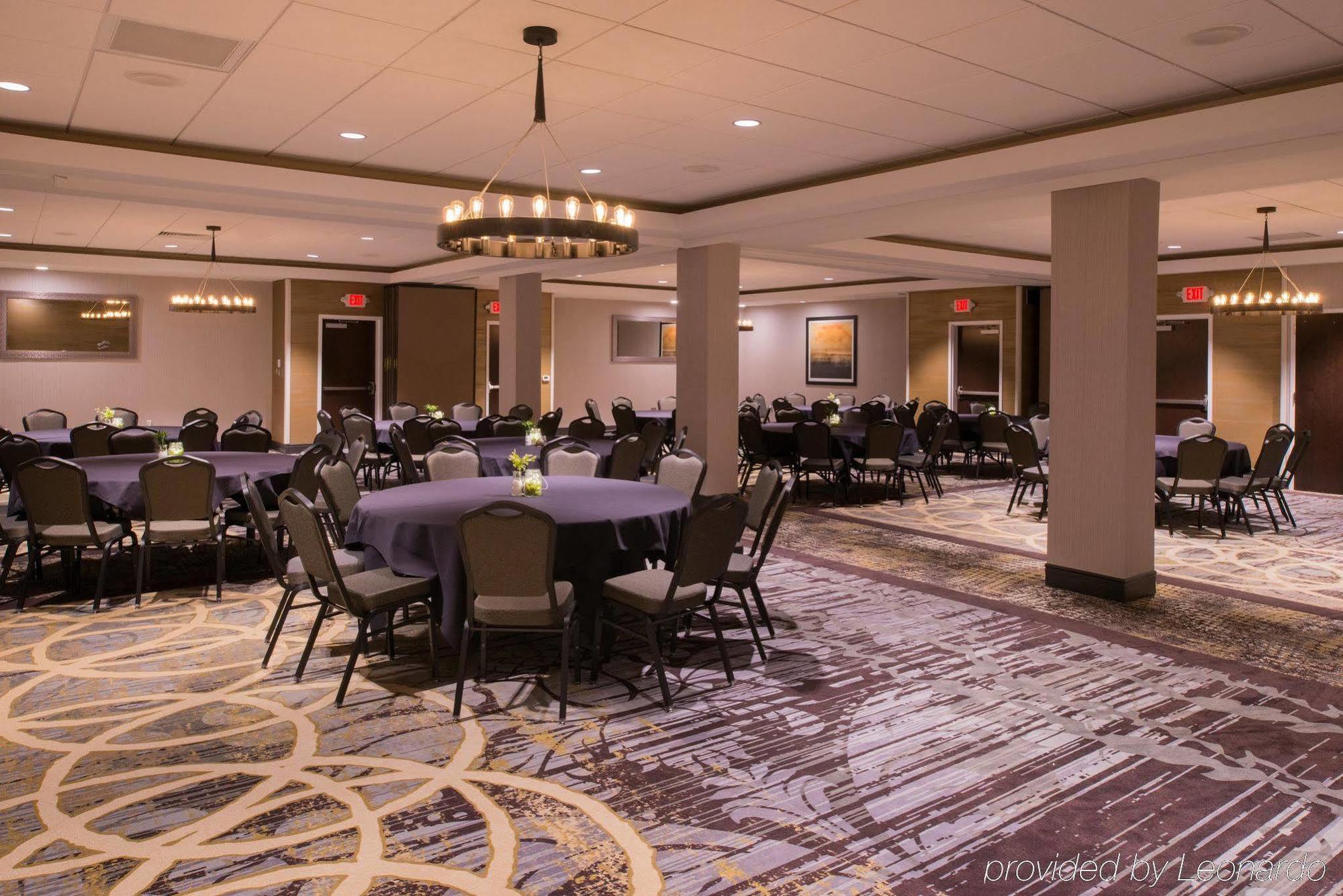 Doubletree By Hilton Crabtree Valley 4*