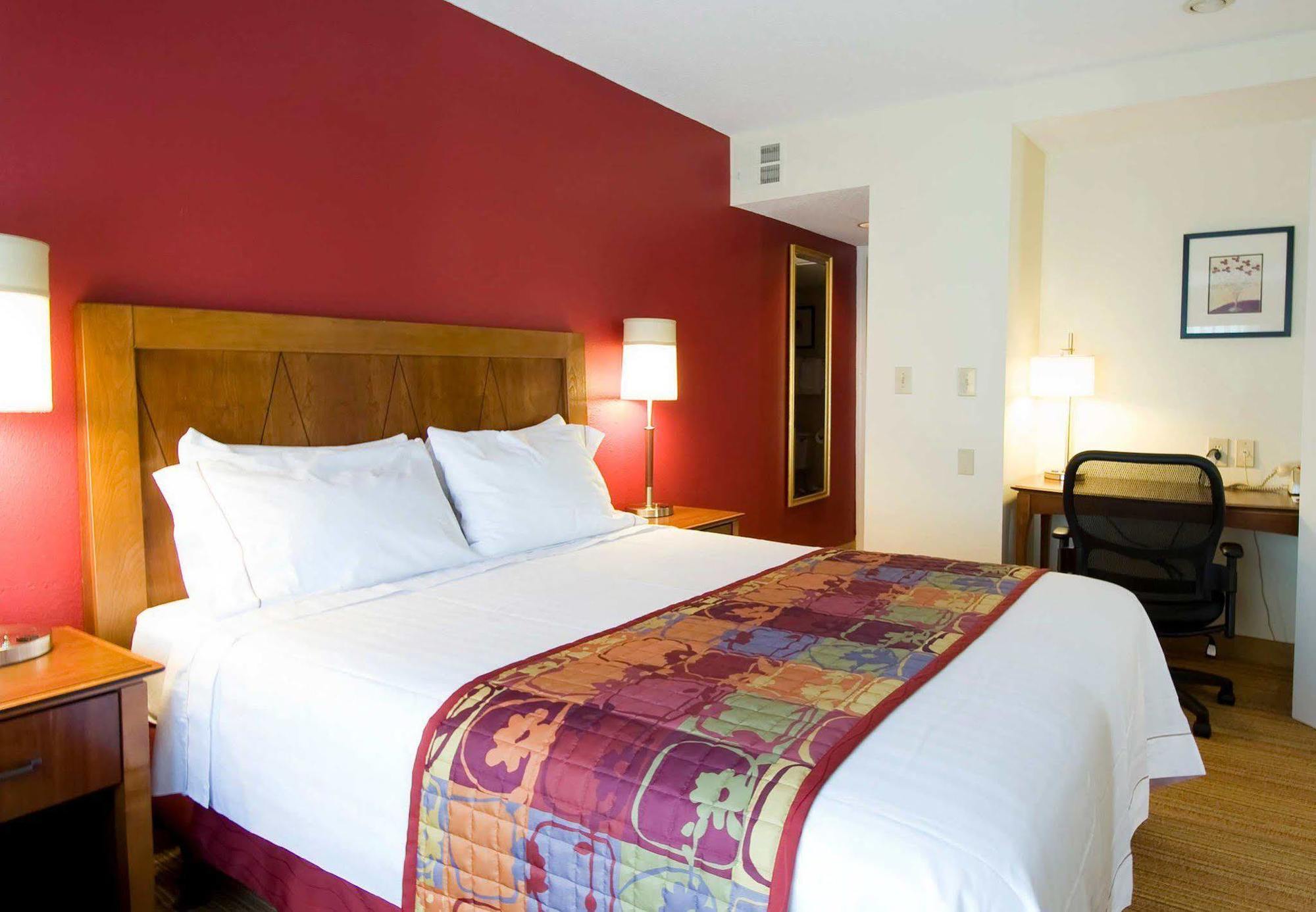 Midtown 3* Raleigh