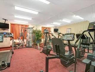 Microtel & By Wyndham 2* Raleigh