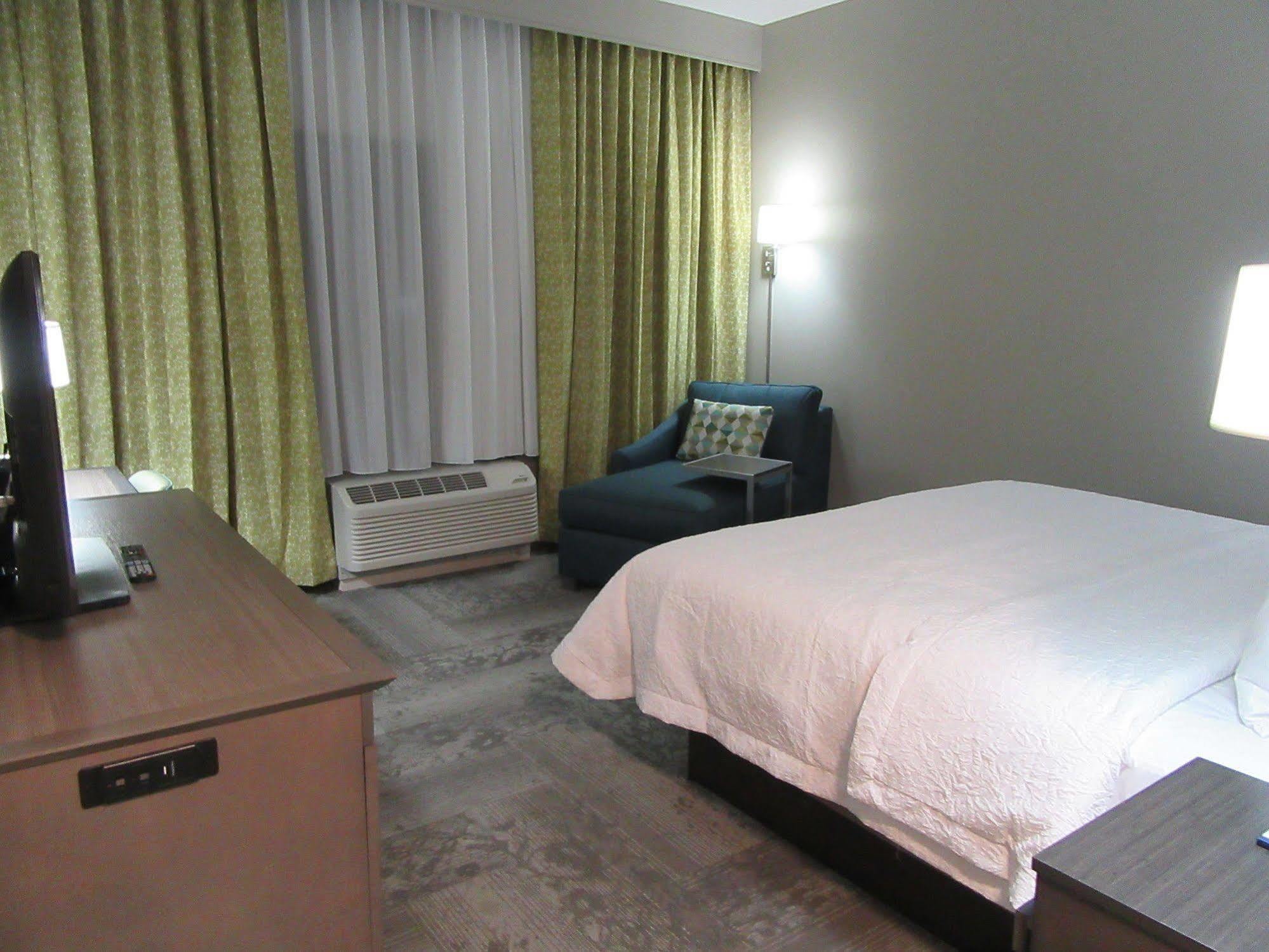 Hampton & By Hilton Knightdale 3*