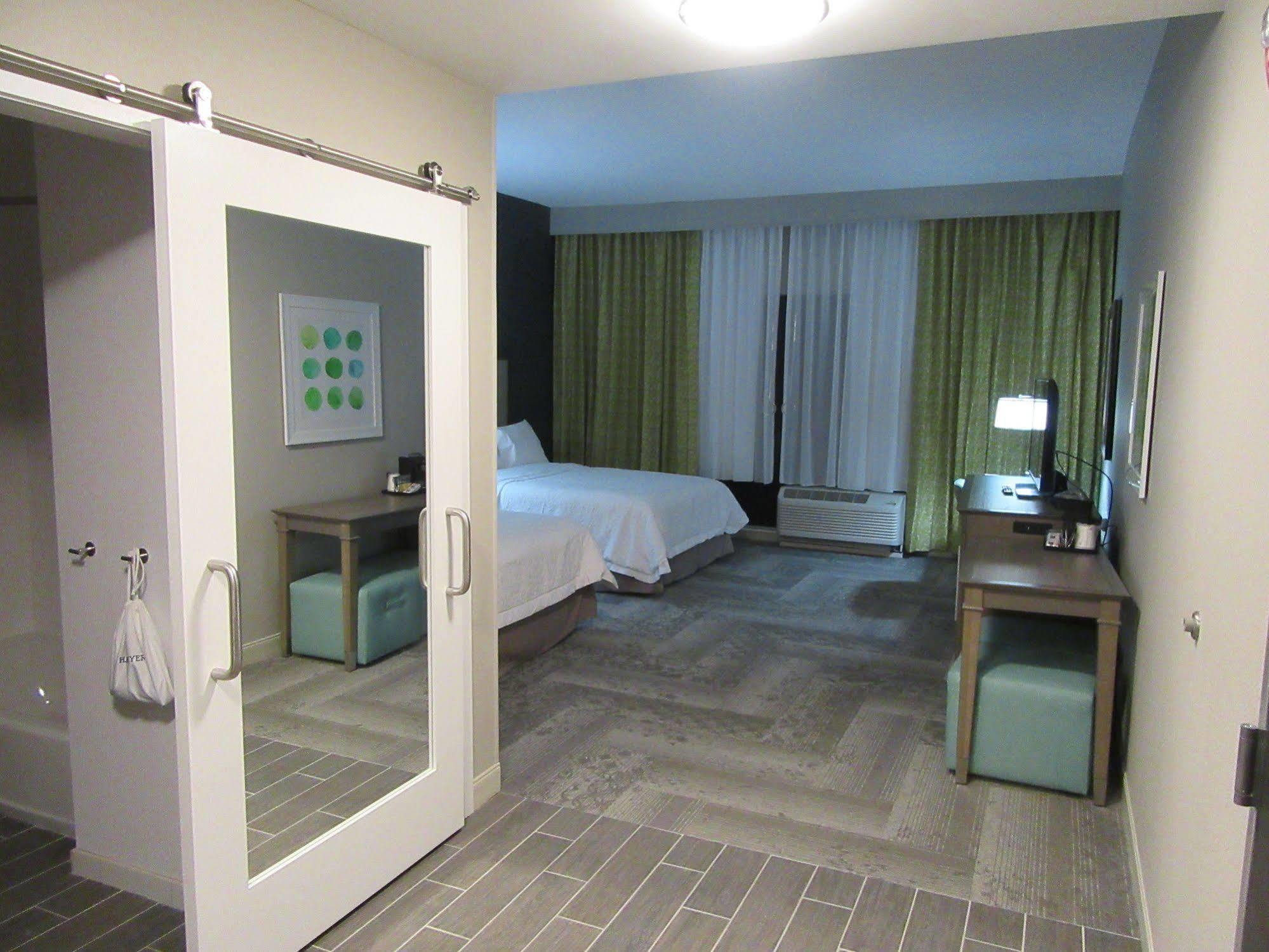 Hotel Hampton & By Hilton Knightdale