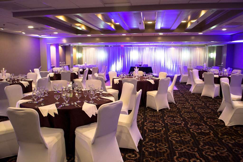 Doubletree By Hilton - Brownstone - Hotel 3*