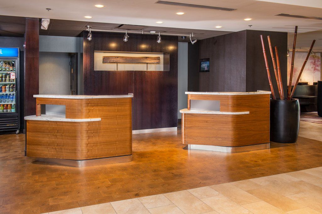 Hotel Courtyard By Marriott Midtown Raleigh