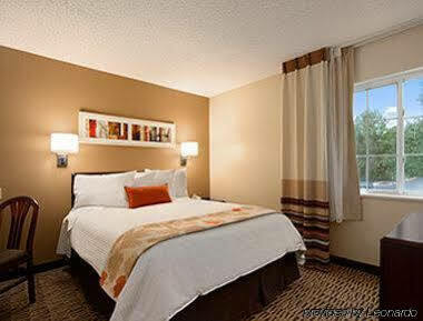 Hotel Mainstay - Cary Raleigh