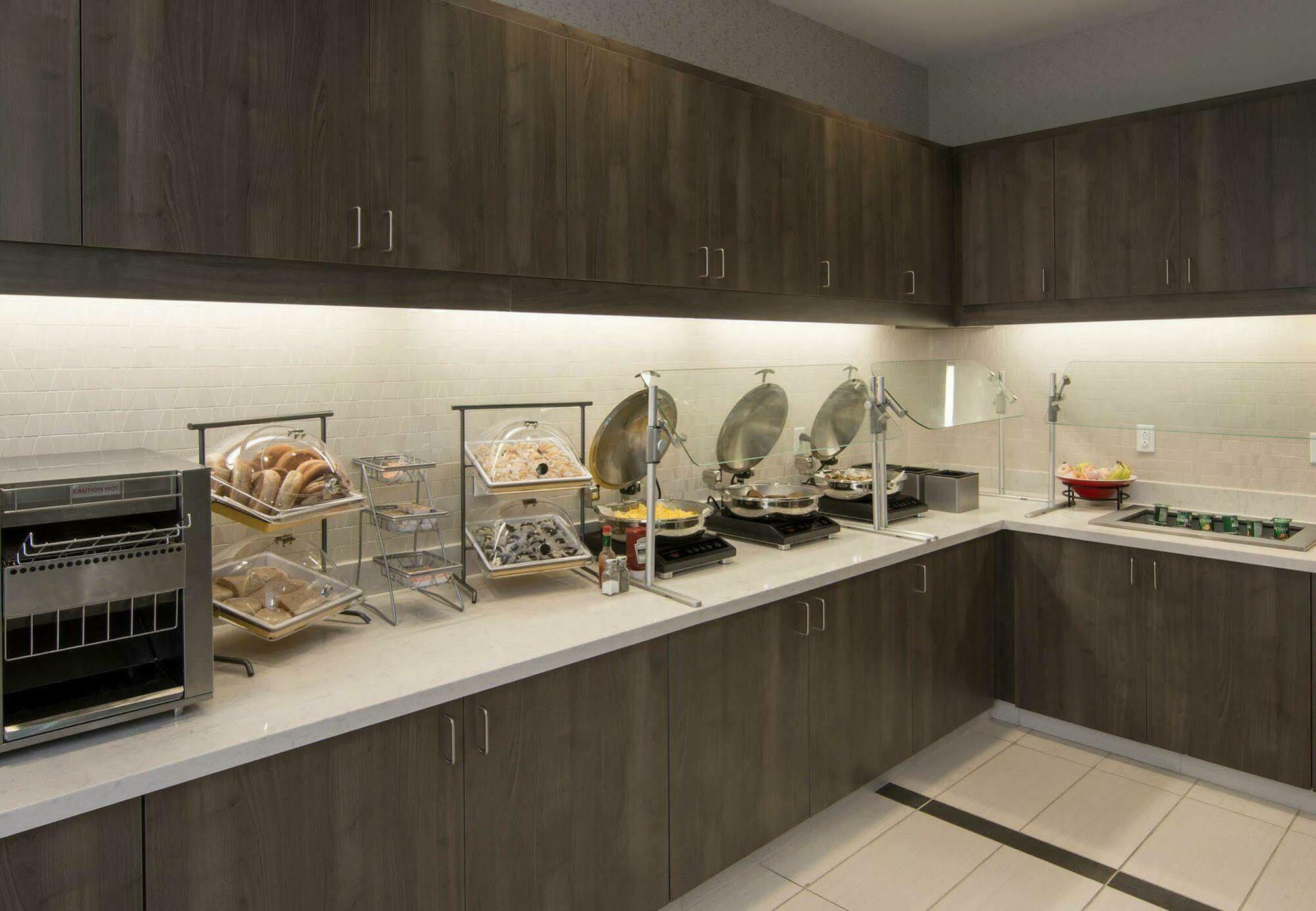 Raleigh-durham Airport/brier Creek 3* Raleigh