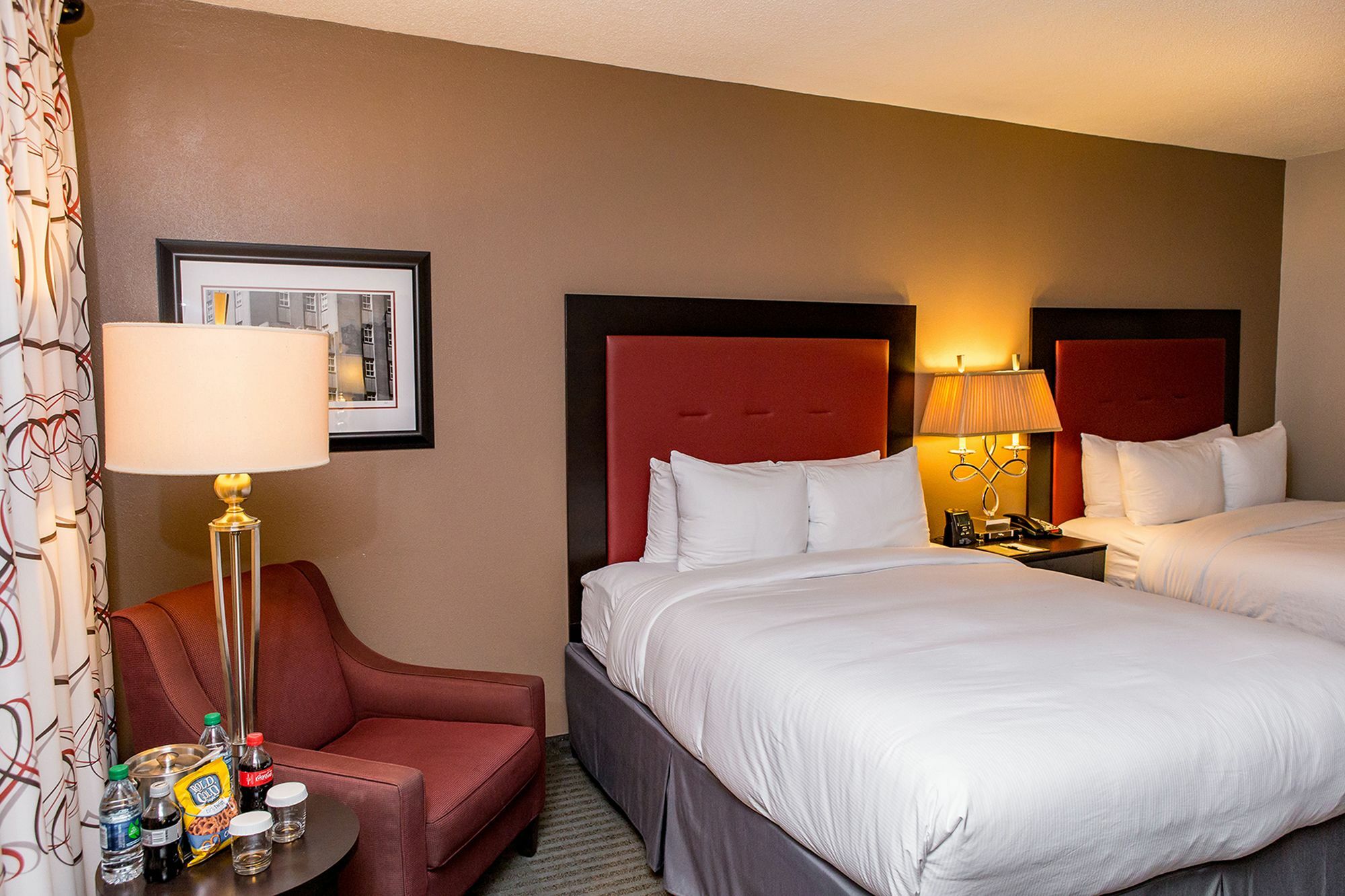Hotel Doubletree By Hilton - Brownstone -