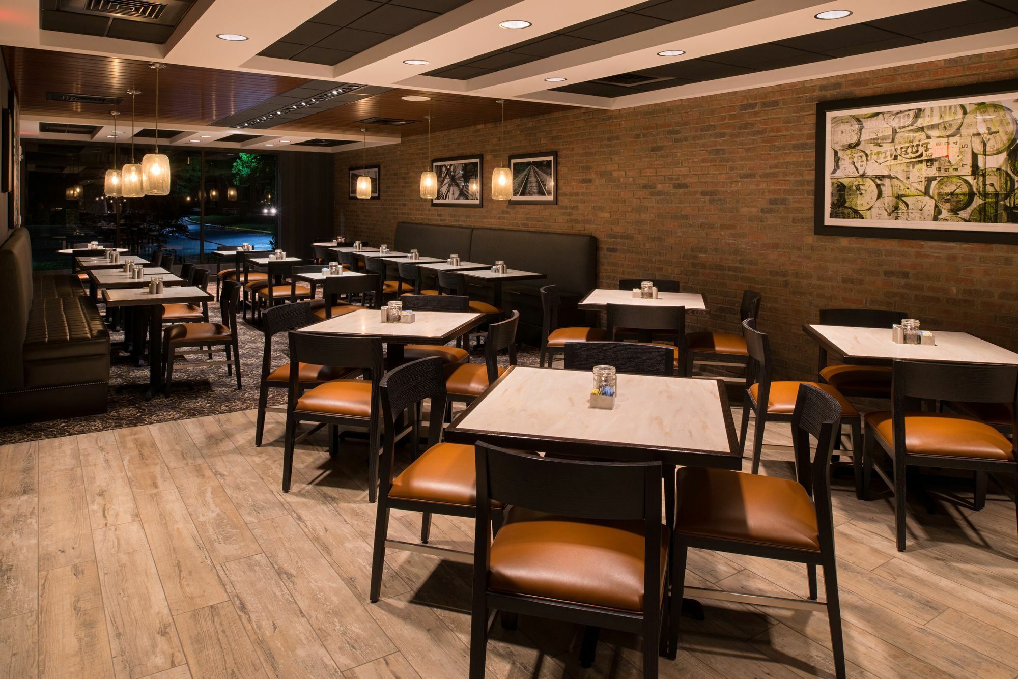Hotel Doubletree By Hilton Crabtree Valley 4*