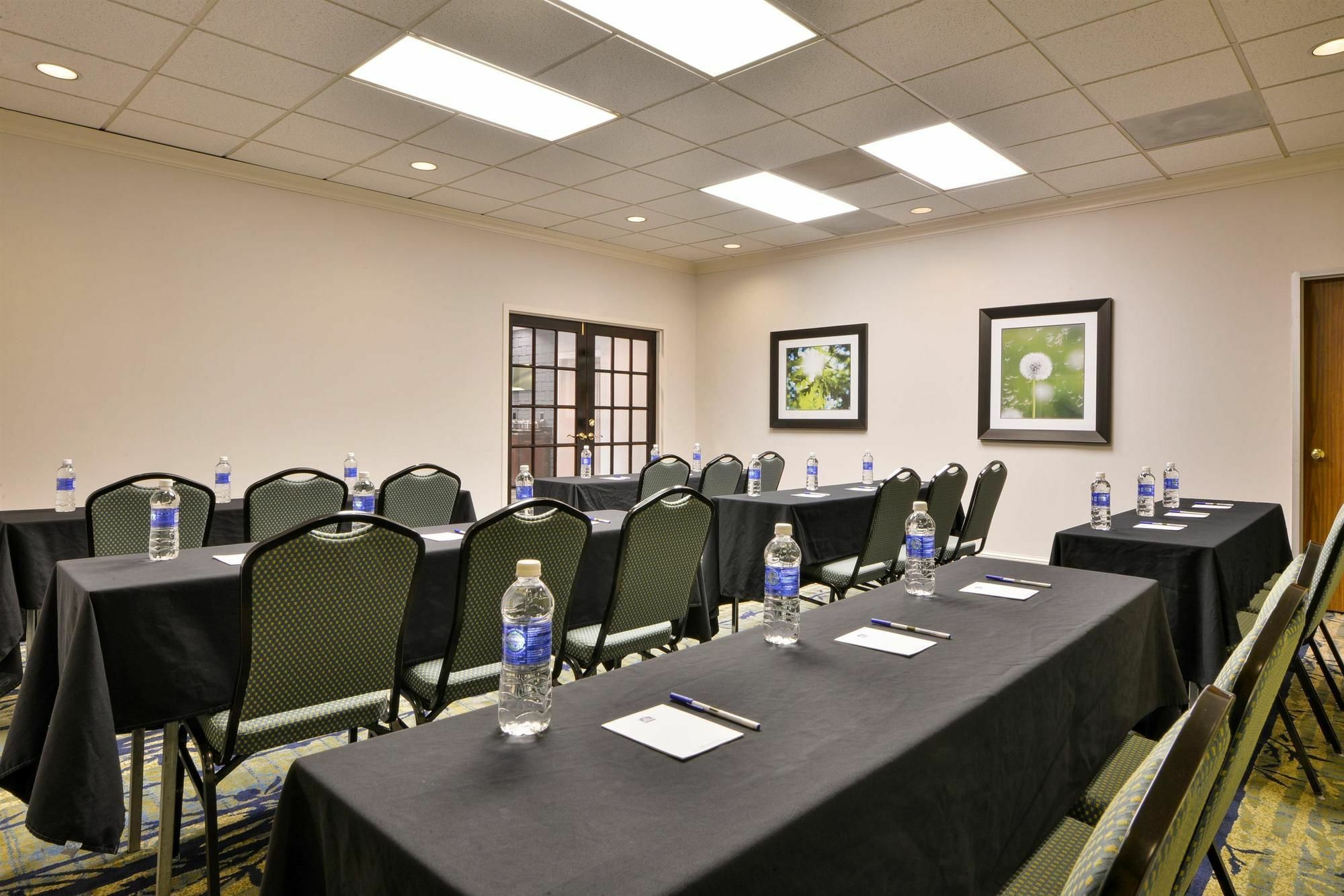 Surestay By Western North Downtown 3* Raleigh