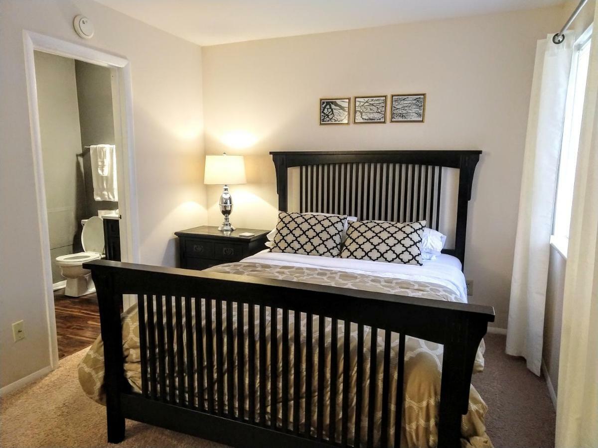 Delightful Townhome - Location Raleigh