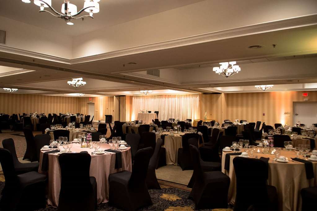 Hotel Doubletree By Hilton - Brownstone - 3*