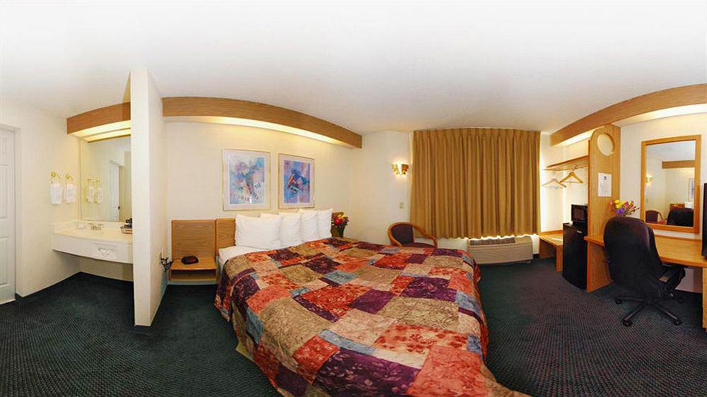 Quality & North Hotel Raleigh