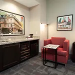 Hampton Inn & Suites - Raleigh Downtown