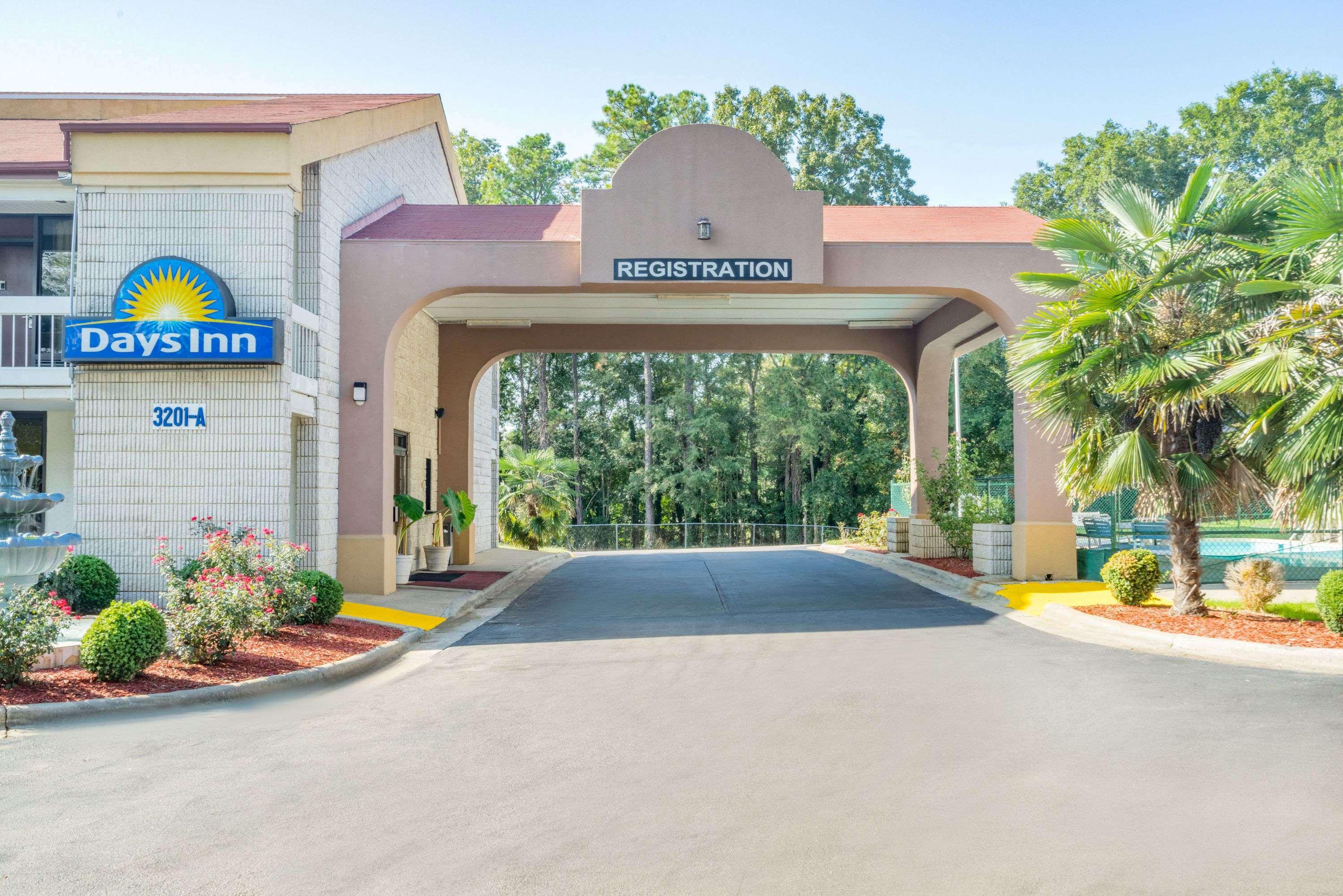 Days By Wyndham Midtown 2*