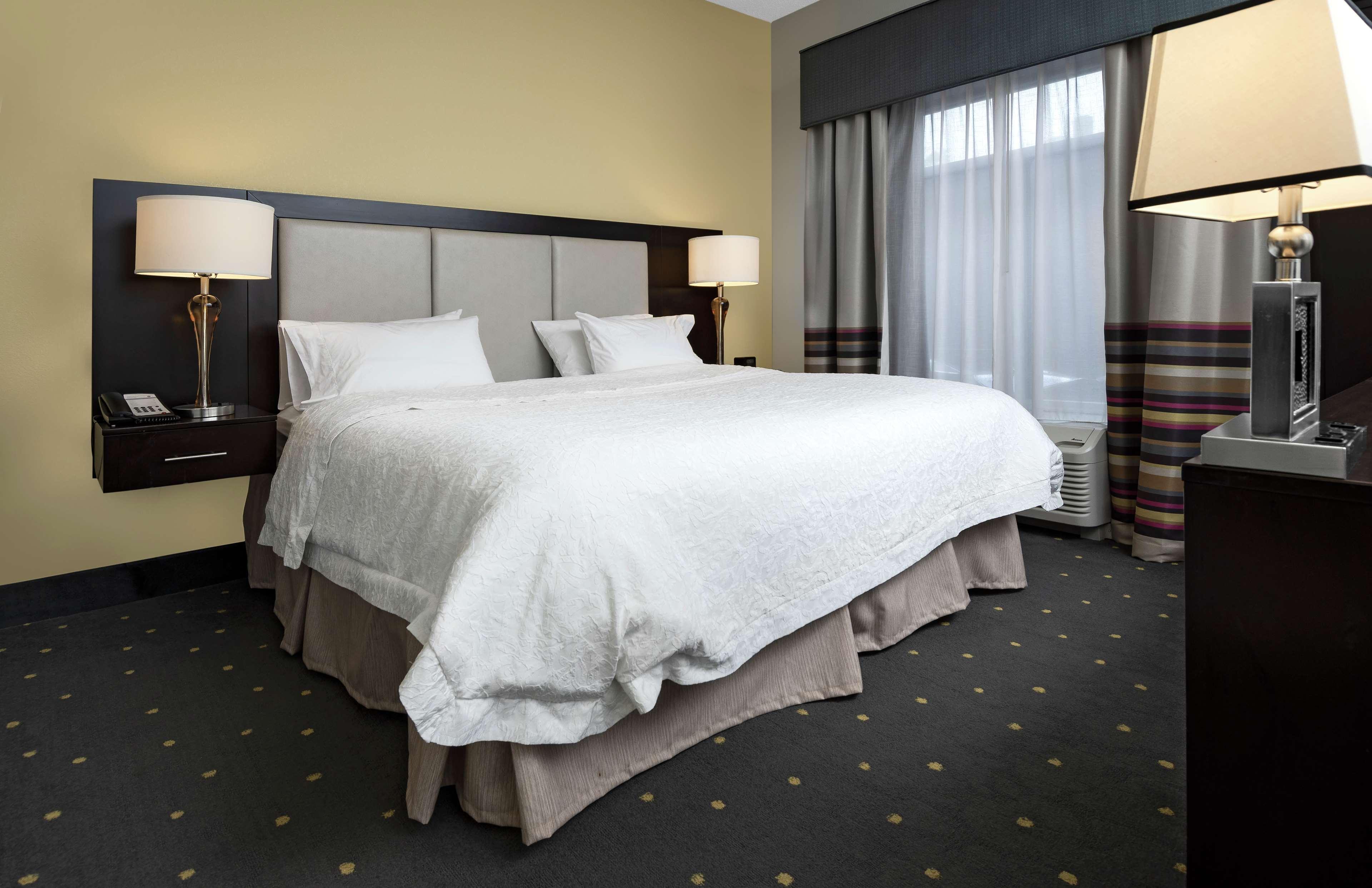Hampton & - Downtown 3* Raleigh