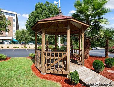 Motel Days By Wyndham Midtown Raleigh