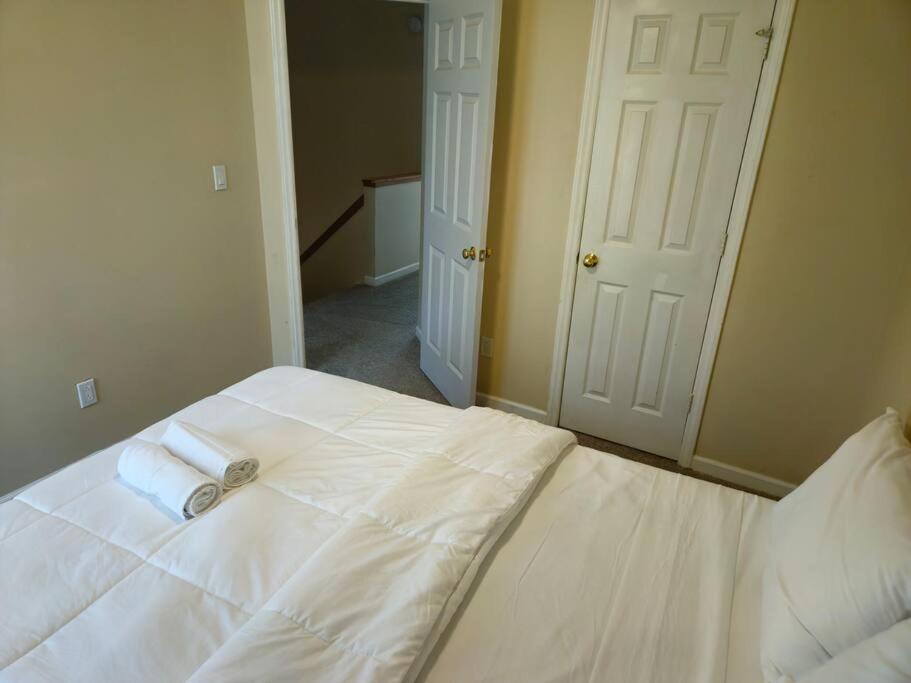 Spacious Townhome *