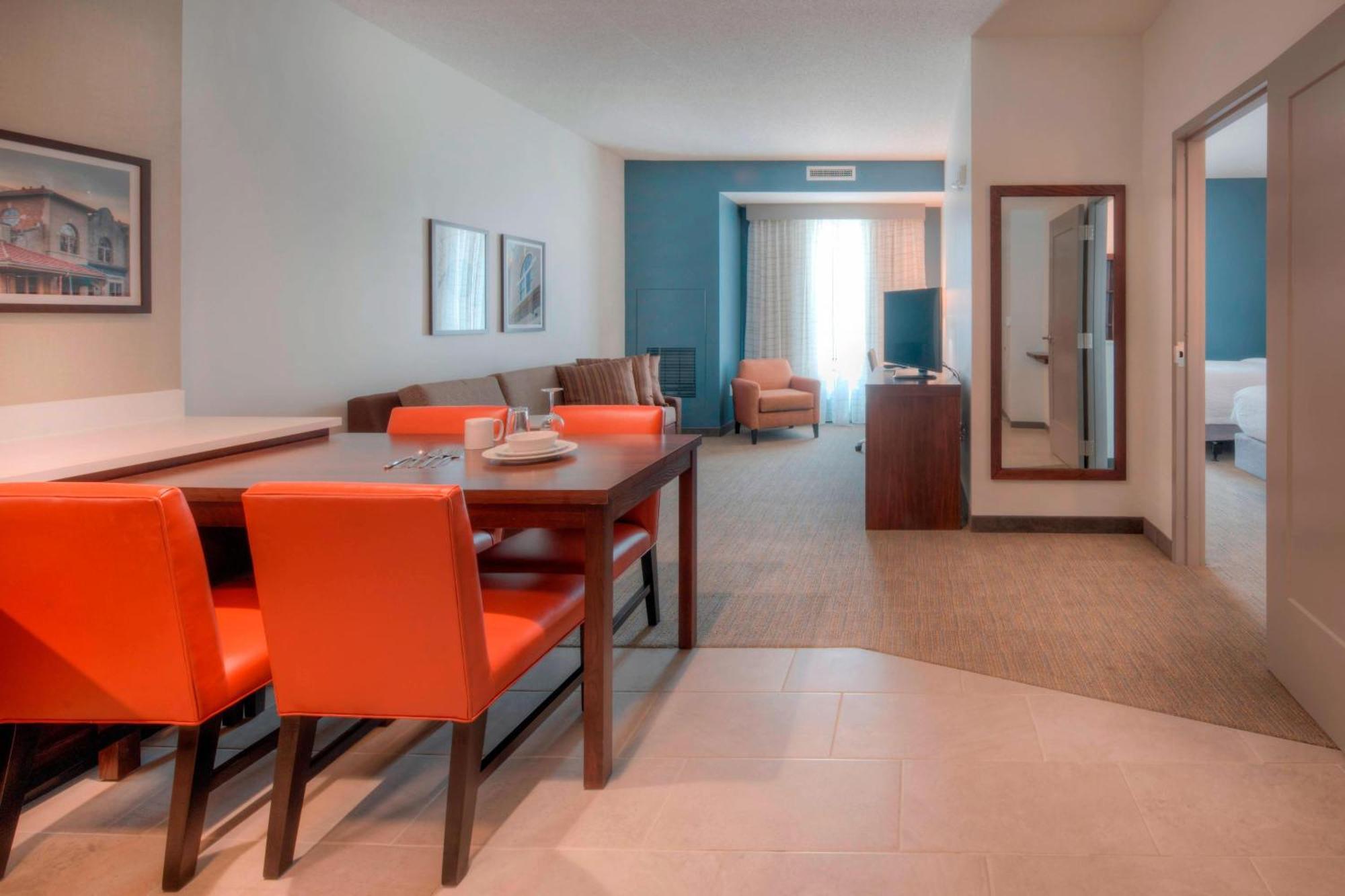 By Marriott Downtown 2* Raleigh