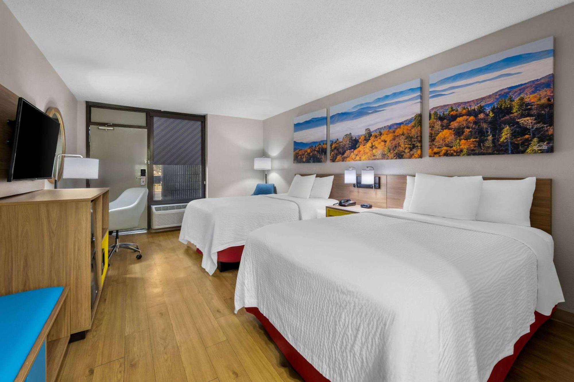 Days By Wyndham Midtown Motel 2*
