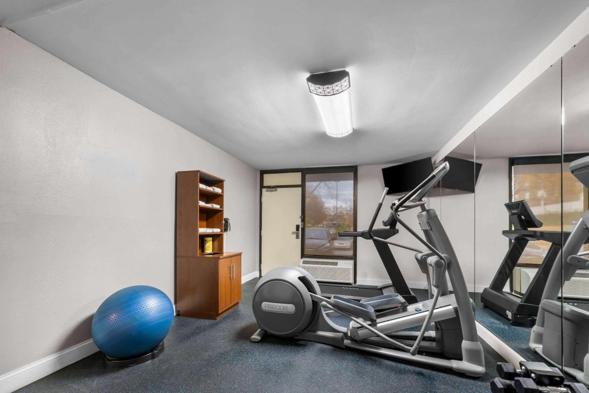Days By Wyndham Midtown 2*