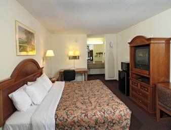 Days By Wyndham Midtown Motel Raleigh