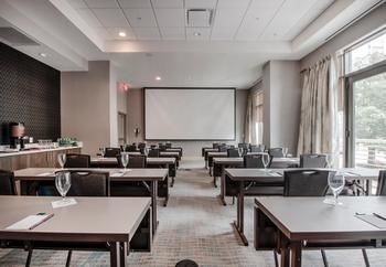 Hotel By Marriott Downtown Raleigh