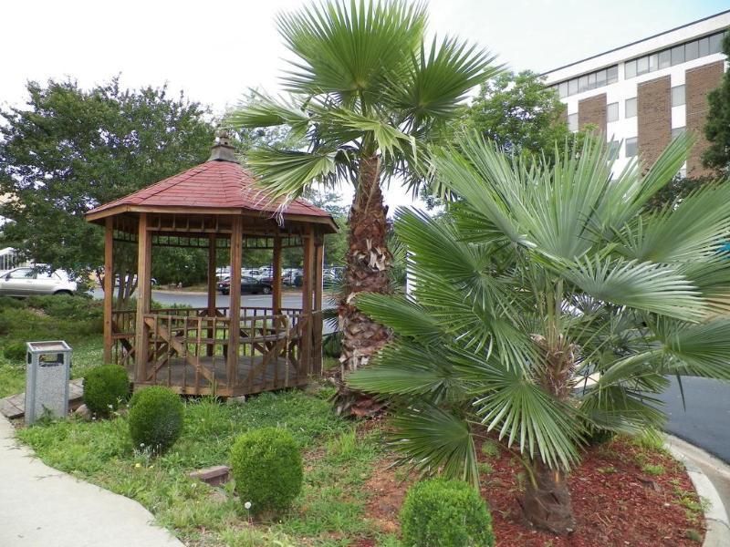Days By Wyndham Midtown Motel
